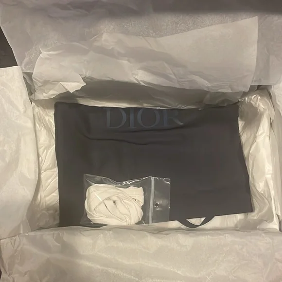 Dior B28 LT Oblique Jacquard white sneaker sz 43. Shoes are brand new/deadstock - Picture 7 of 8